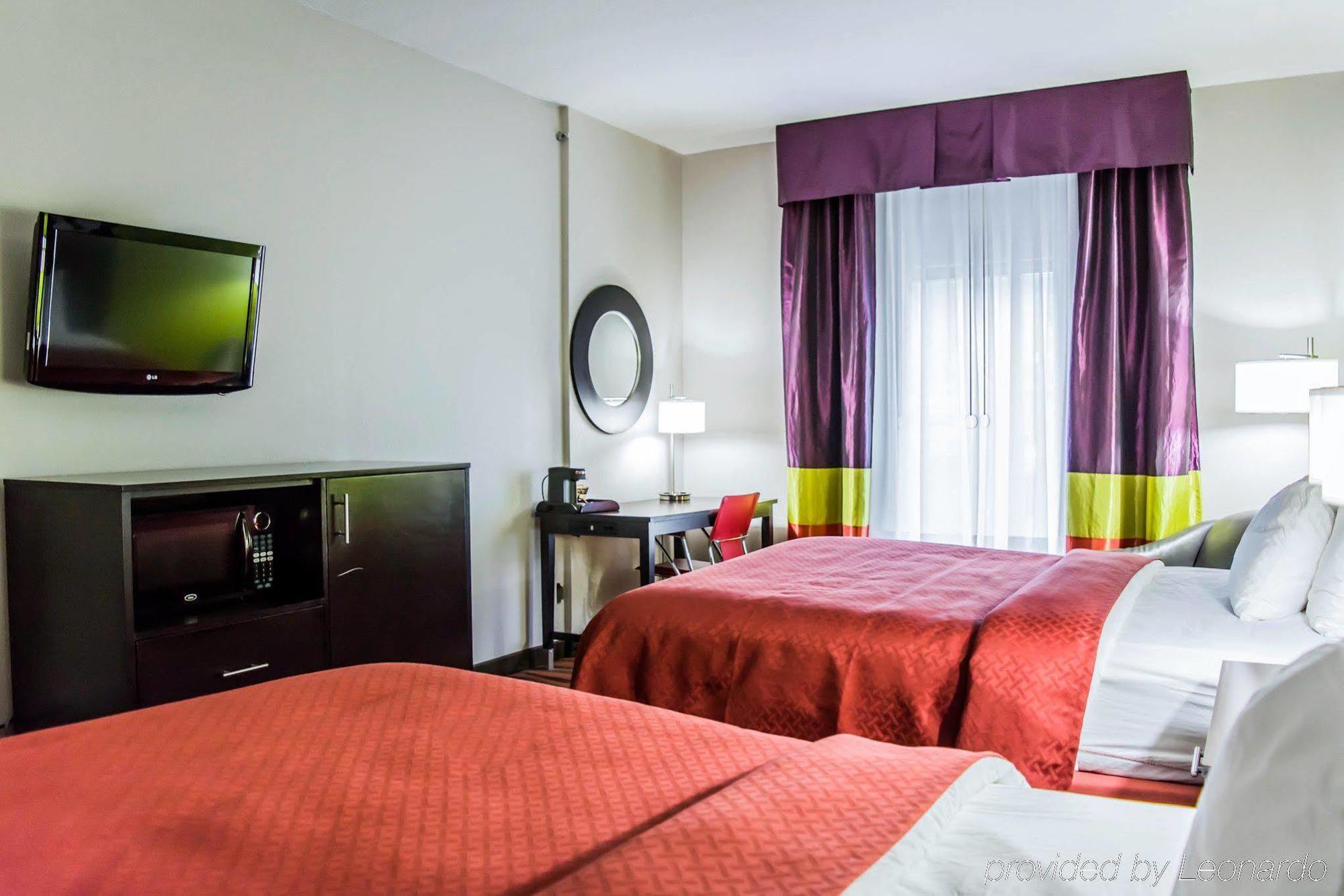 Quality Suites Fort Myers Airport I-75 Екстериор снимка